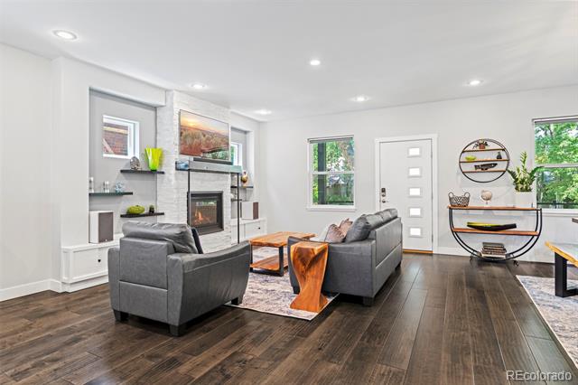 848 S Corona Street