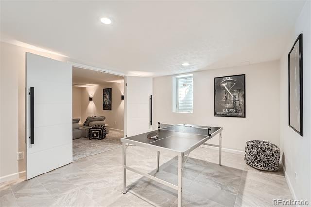 8328 W 69th Way