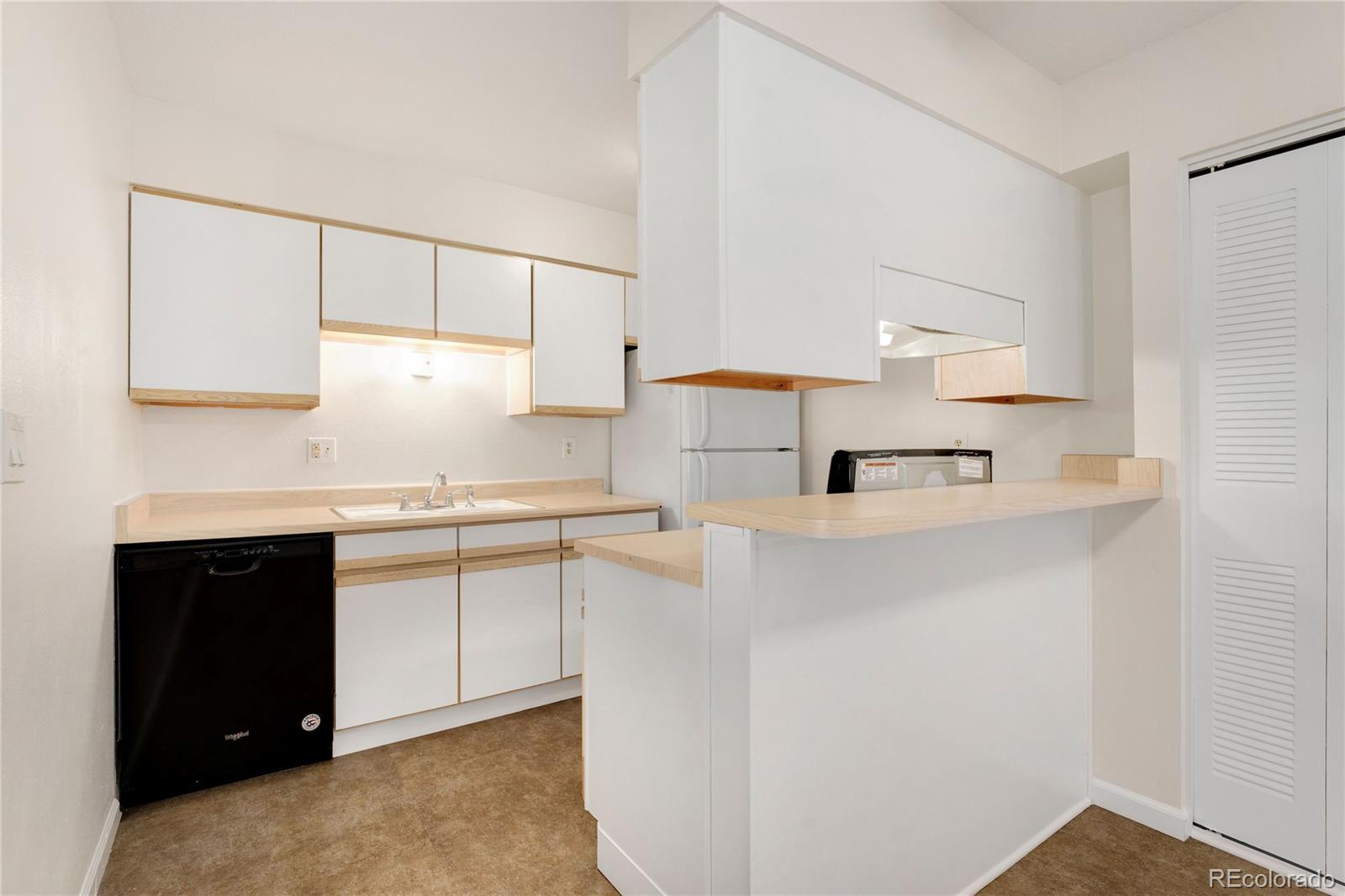 3351 S Field Street Unit: 169