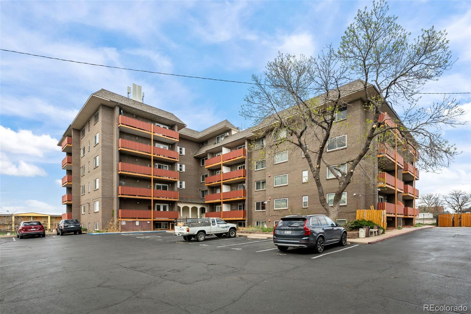 3047 W 47th Avenue Unit: 201
