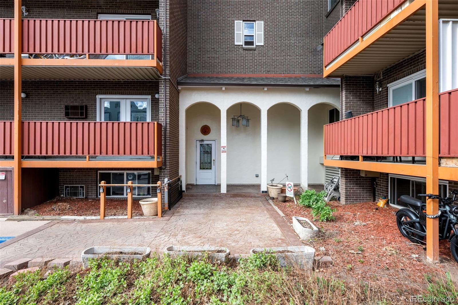 3047 W 47th Avenue Unit: 201