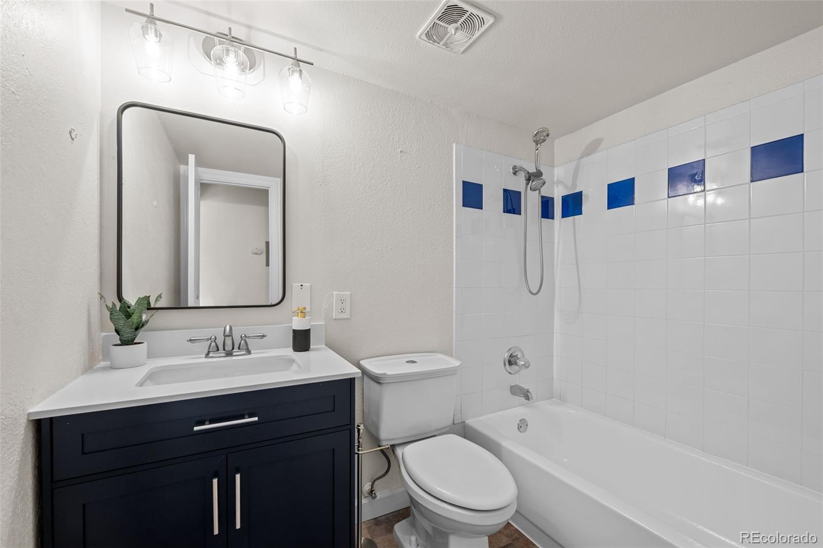 3047 W 47th Avenue Unit: 201