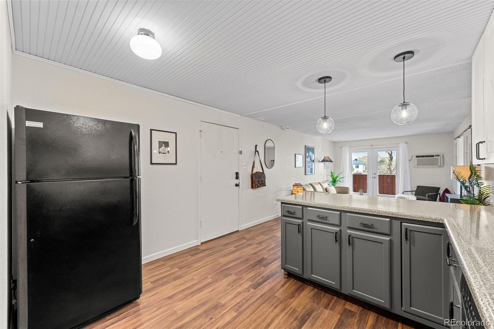 3047 W 47th Avenue Unit: 201