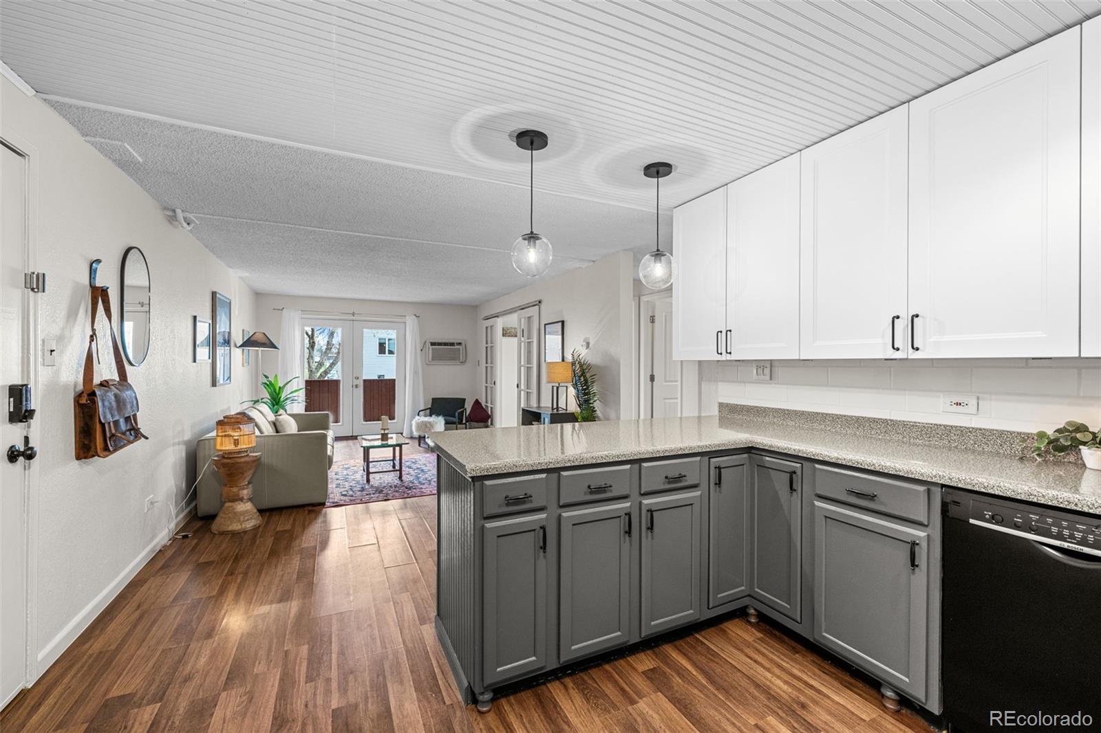 3047 W 47th Avenue Unit: 201