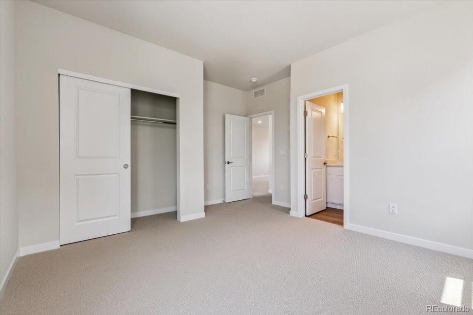 2561 Bailey Lane
