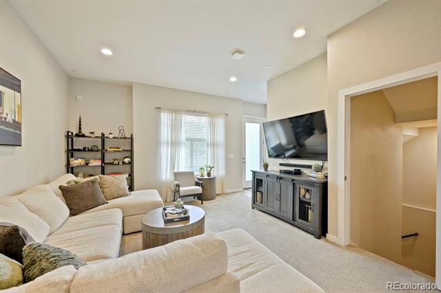10064 Belvedere Circle