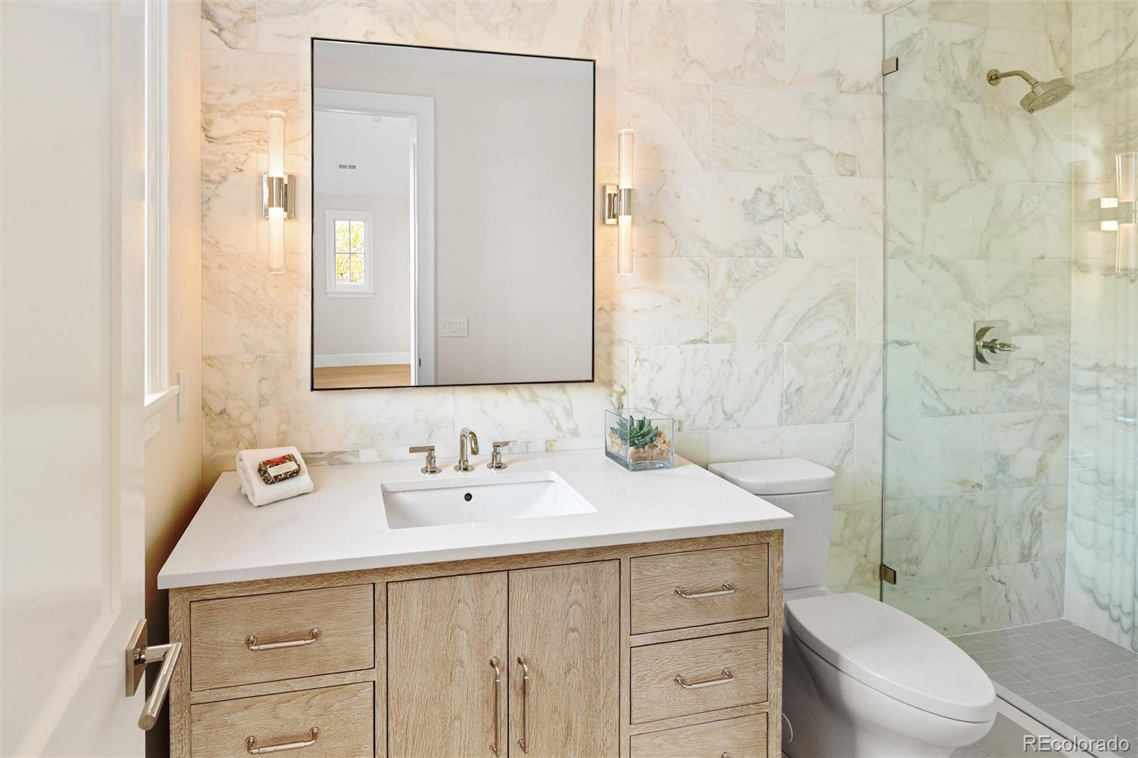 2332 S Columbine Street