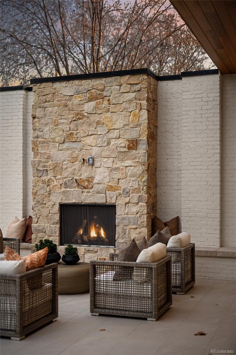 2332 S Columbine Street