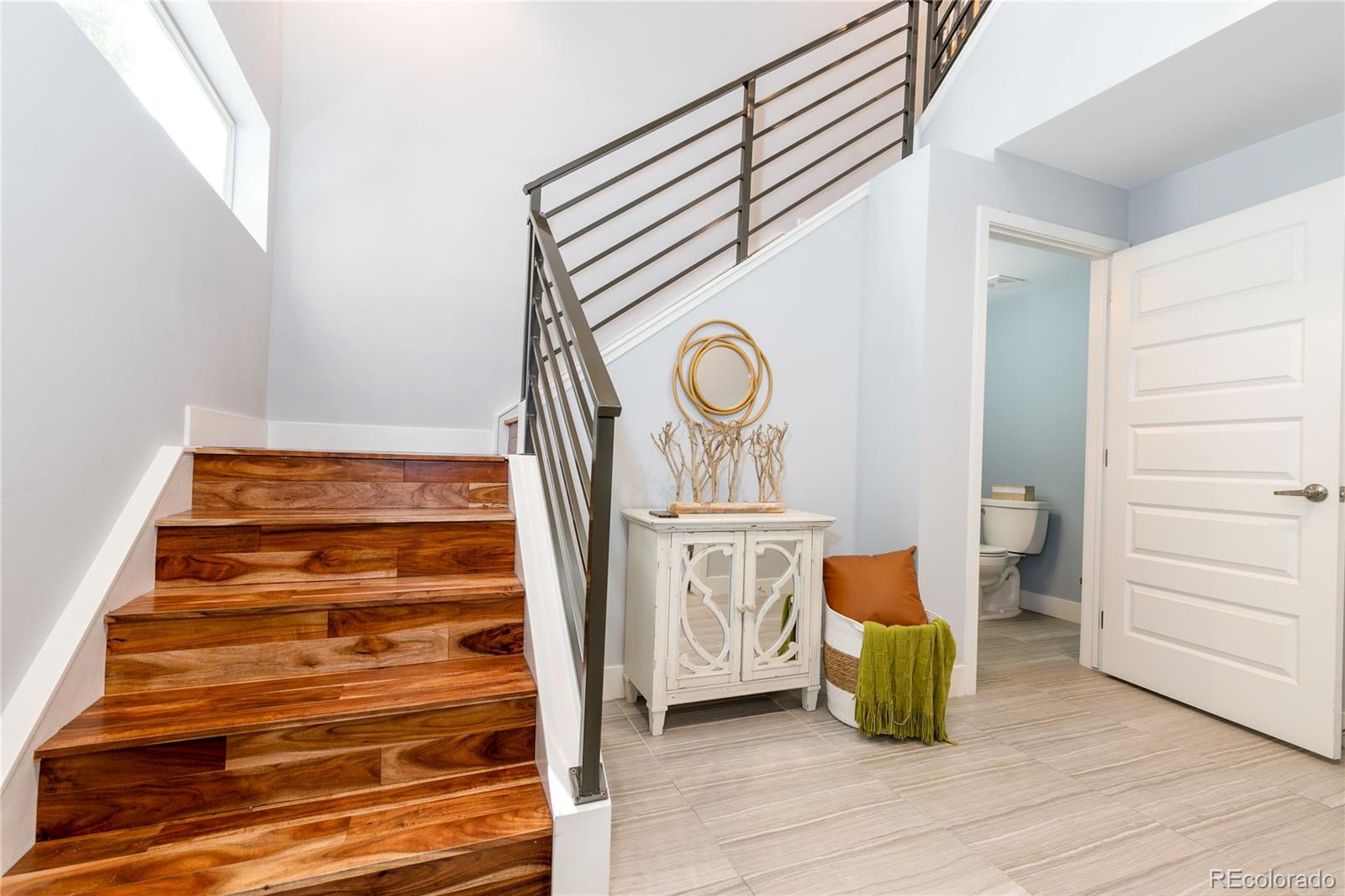 2639 17th Street Unit: 2