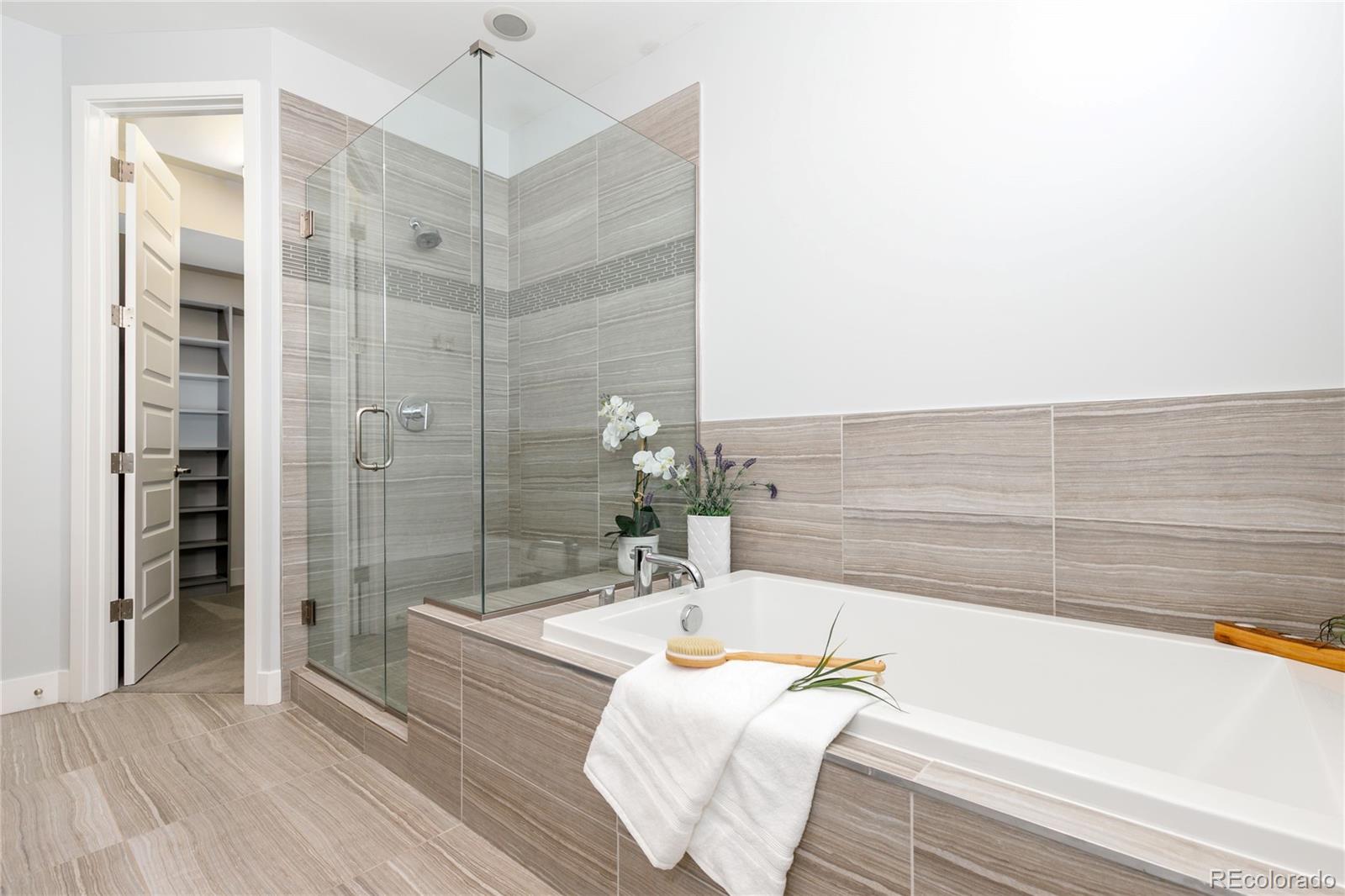 2639 17th Street Unit: 2