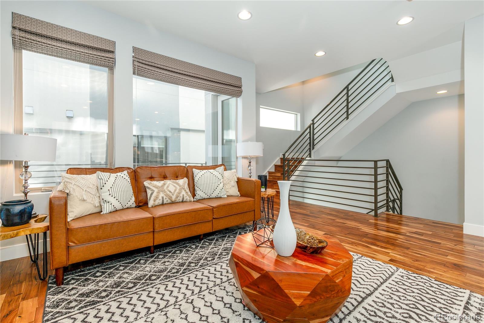 2639 17th Street Unit: 2
