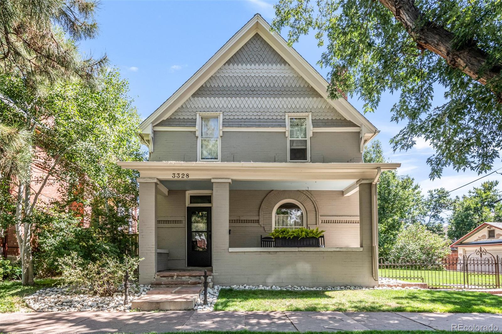 3328 Bryant Street