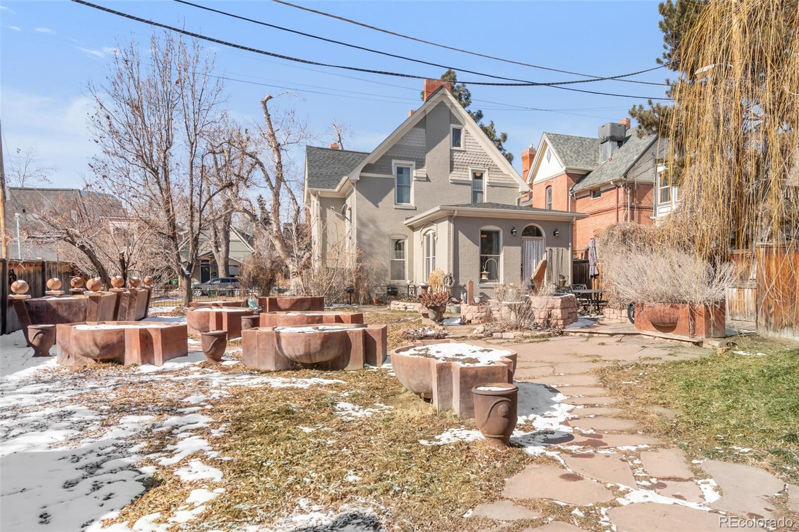 3328 Bryant Street