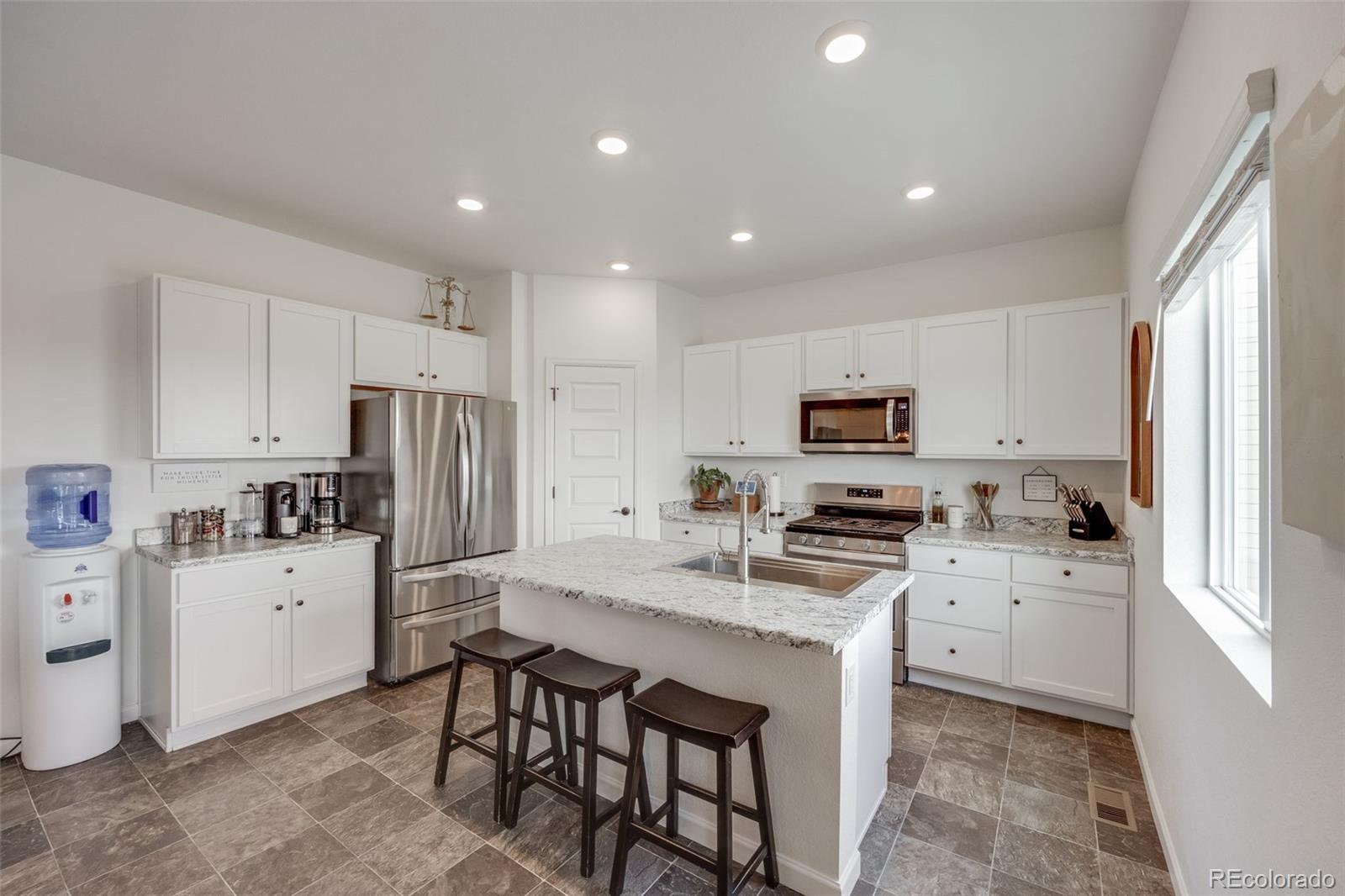 4811 River Highlands Loop