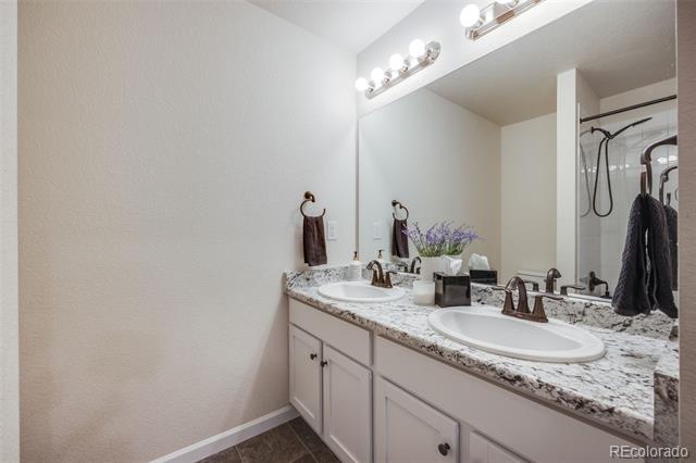 4811 River Highlands Loop