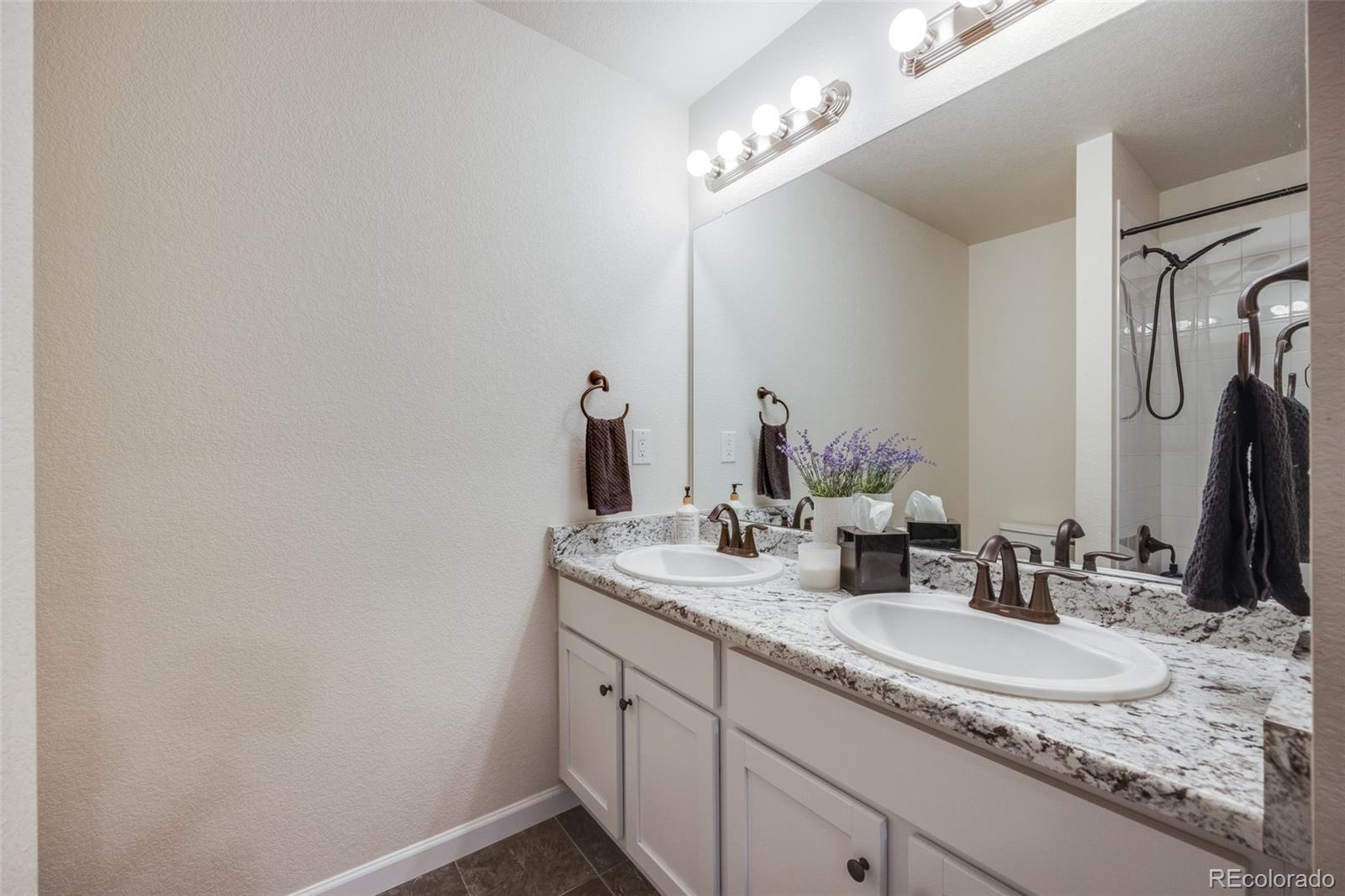 4811 River Highlands Loop