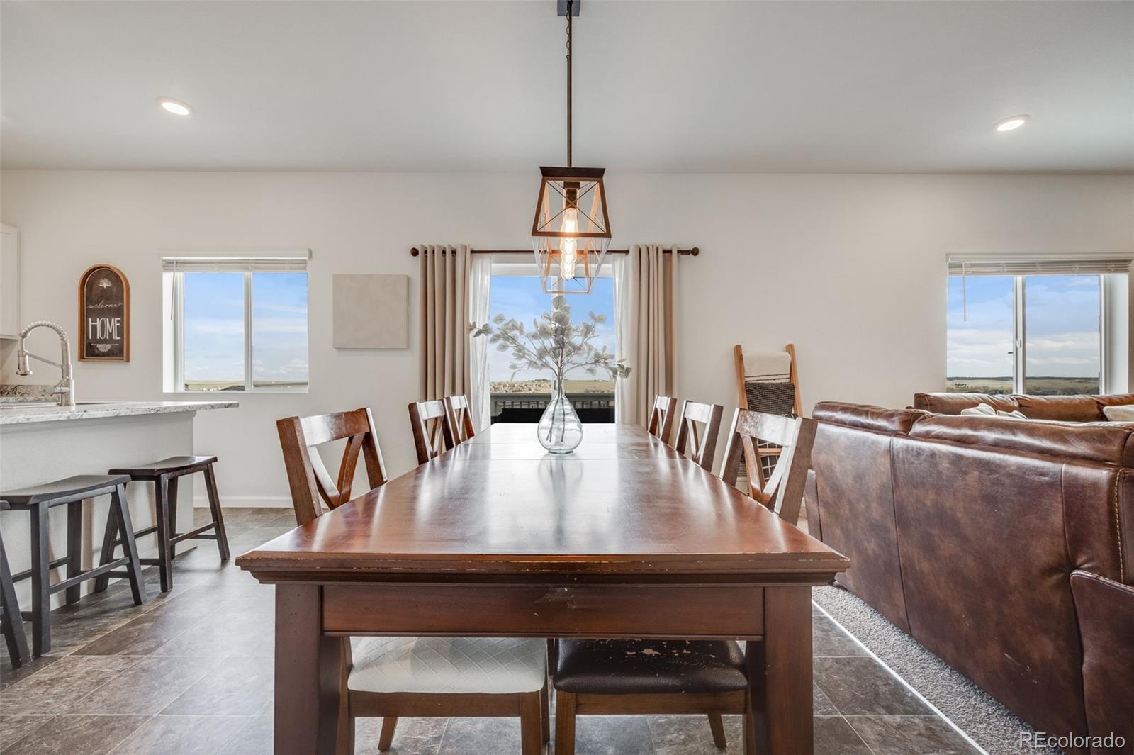4811 River Highlands Loop