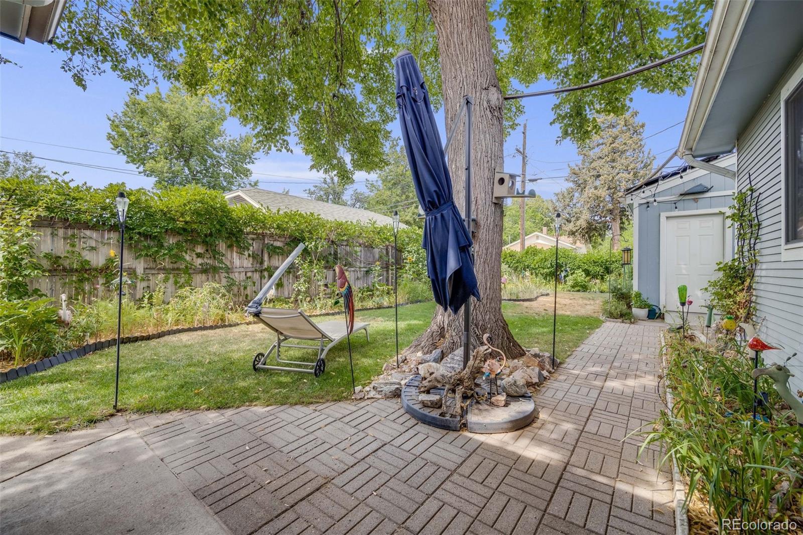 2011 S Franklin Street