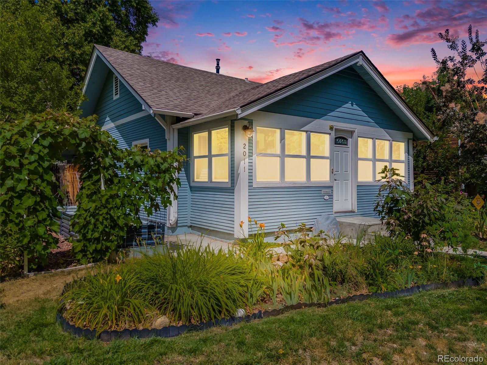 2011 S Franklin Street