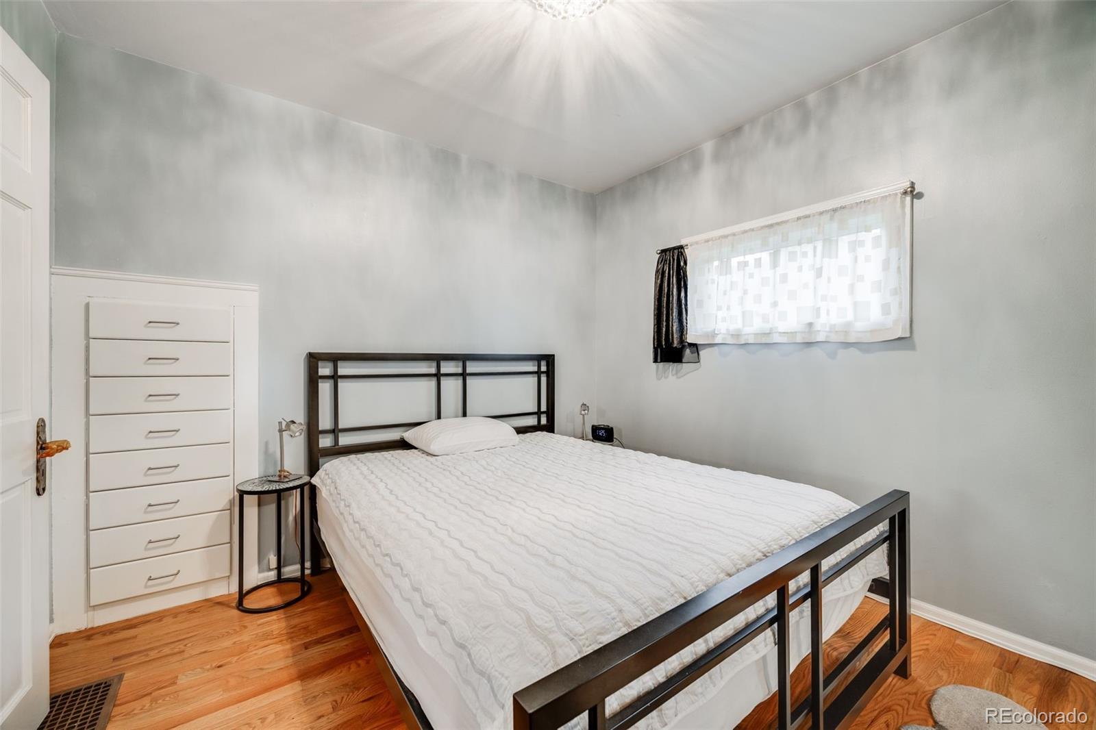 2011 S Franklin Street