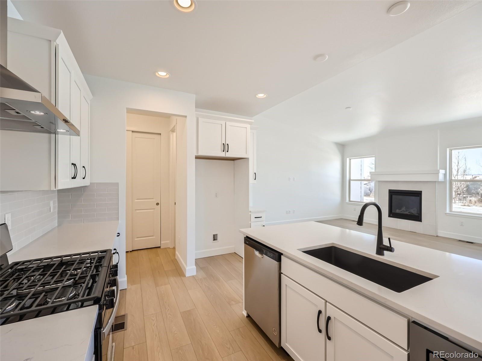 11887 Zebra Grass Way