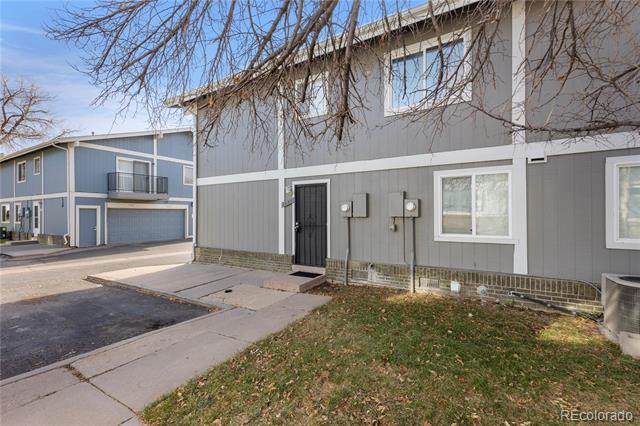 1223 S Wheeling Way