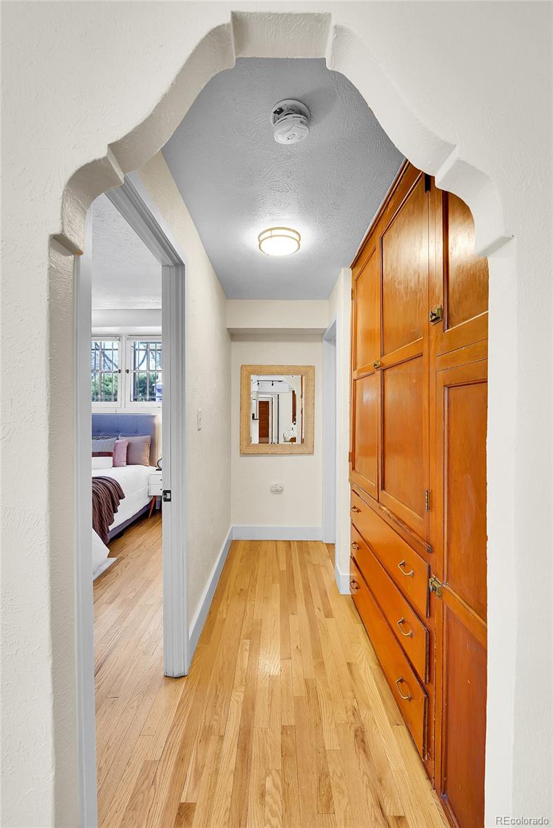 2533 E 11th Avenue Unit: 1