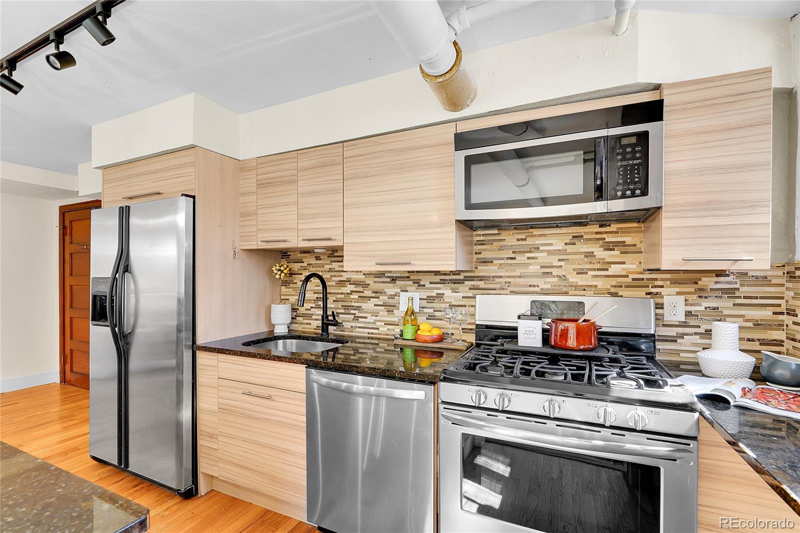2533 E 11th Avenue Unit: 1