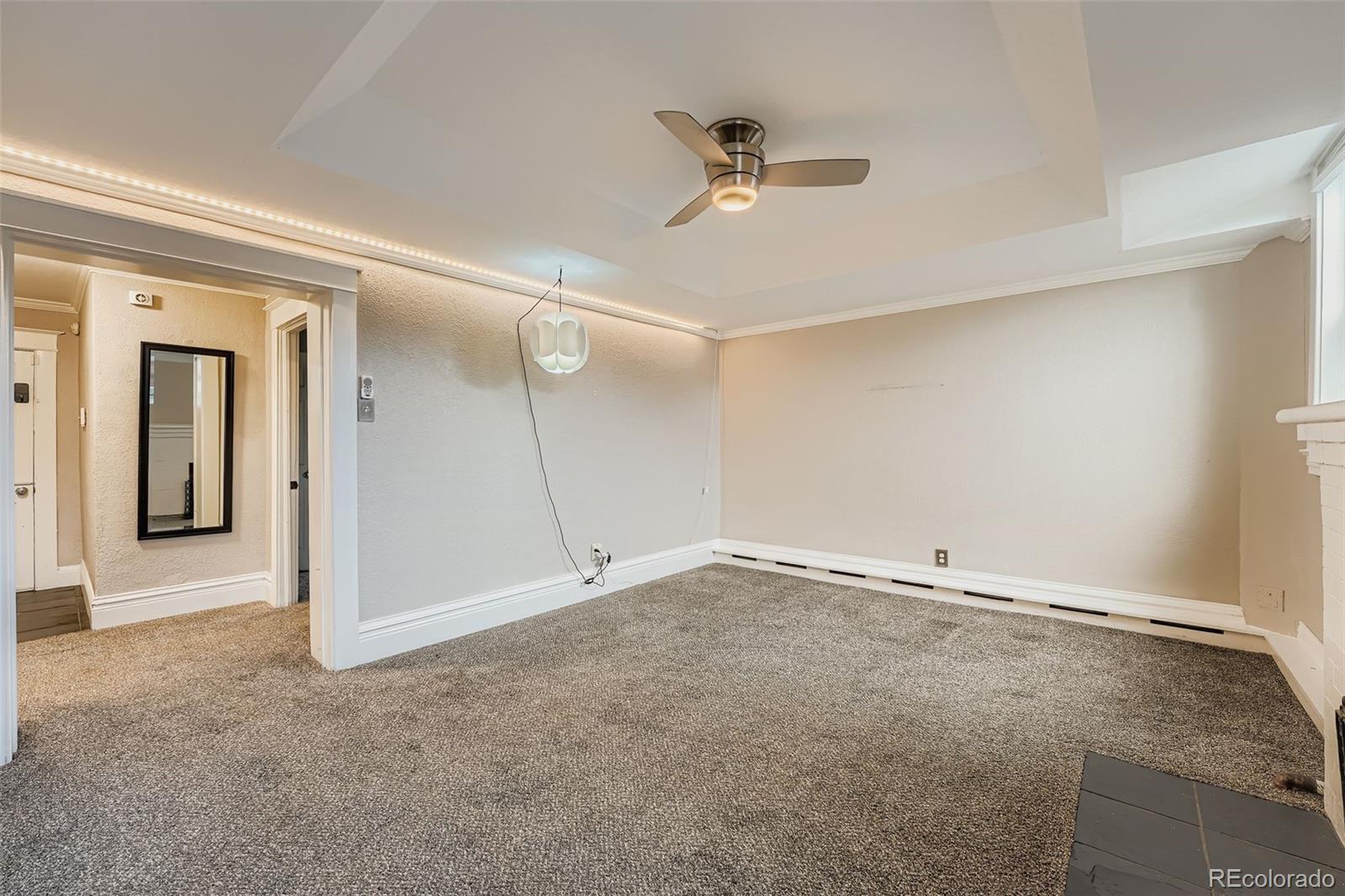 951 N Corona Street Unit: 5