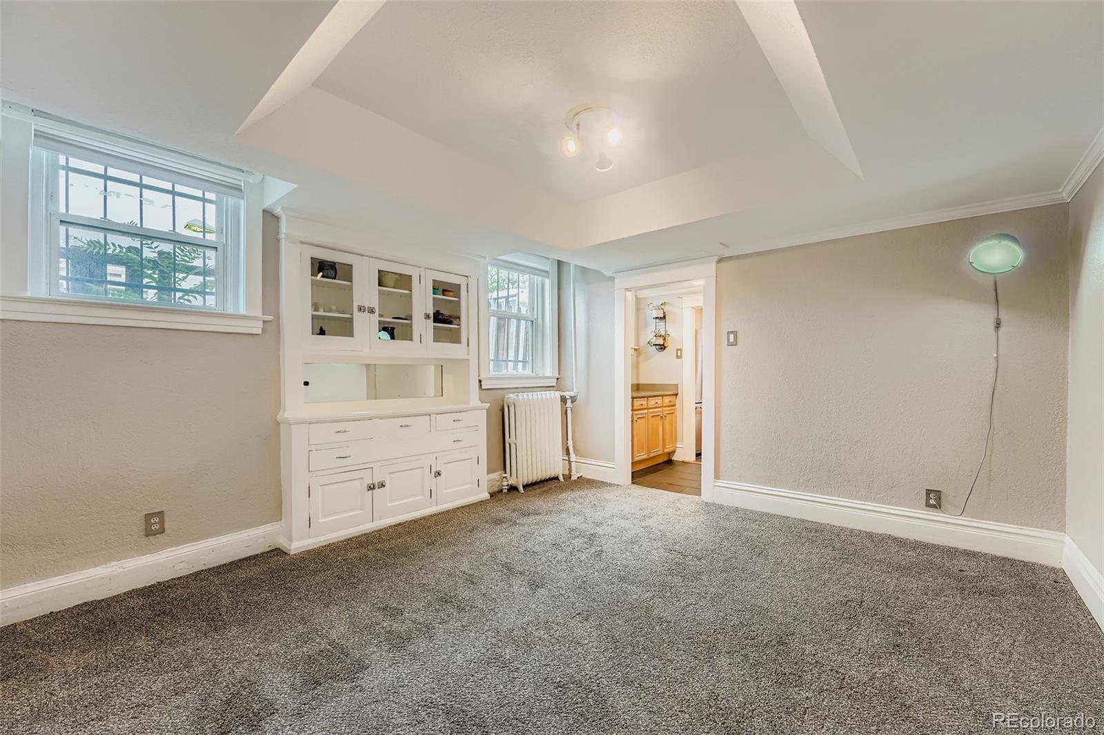 951 N Corona Street Unit: 5