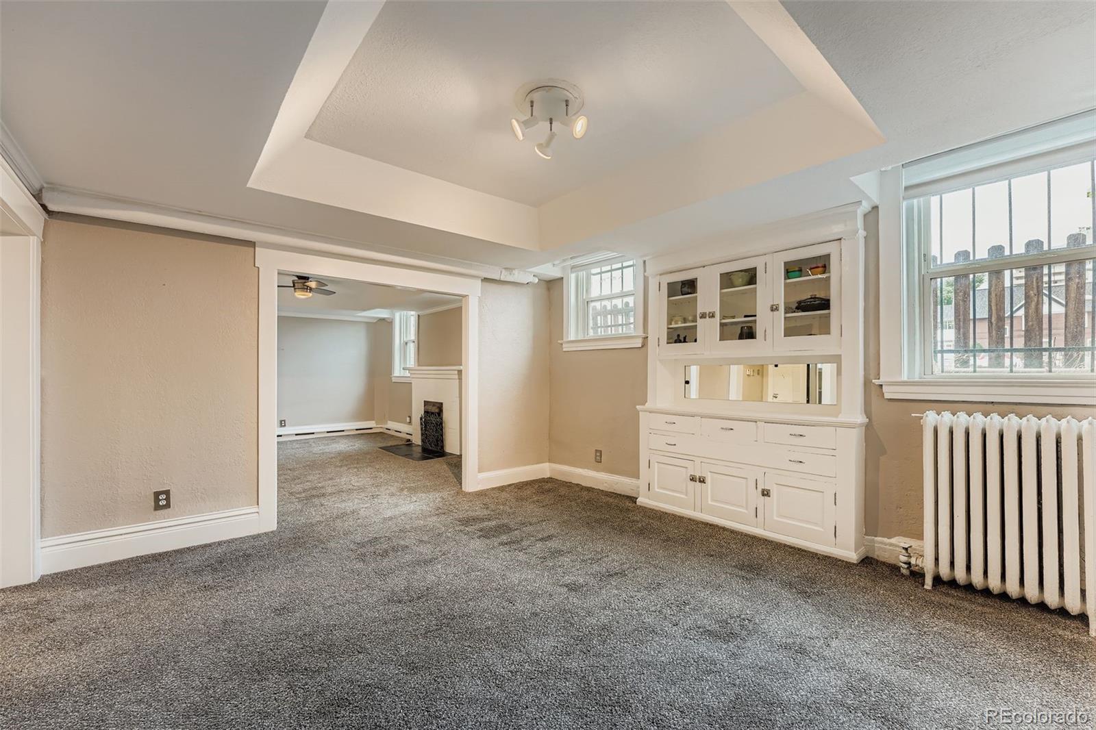 951 N Corona Street Unit: 5