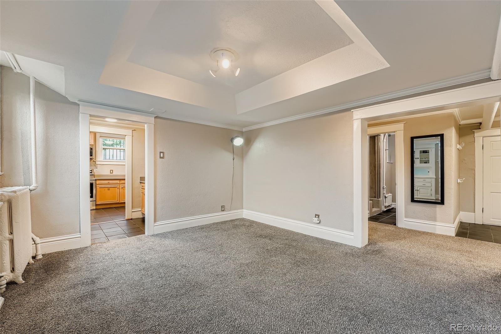 951 N Corona Street Unit: 5