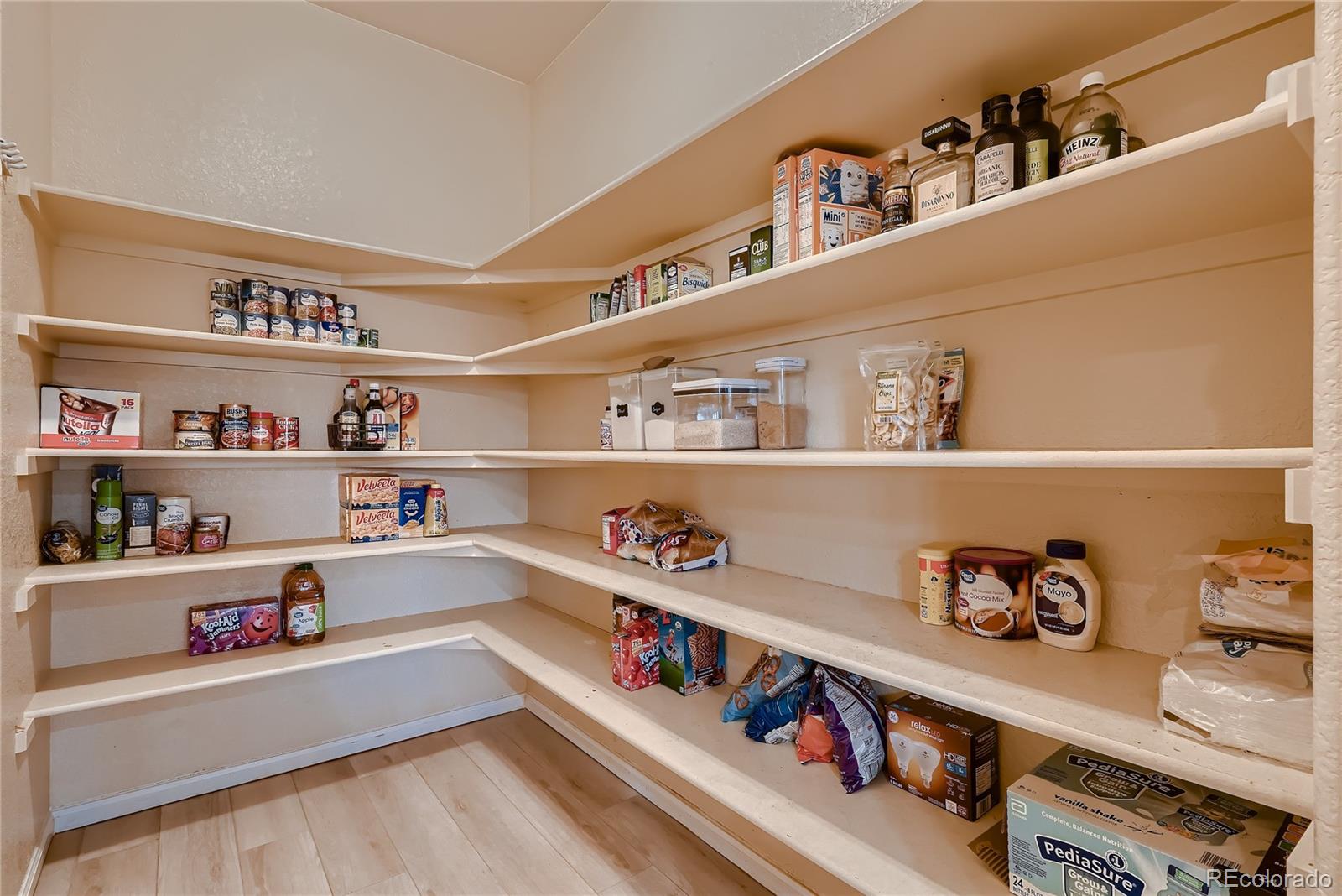 6381 S Patsburg Court