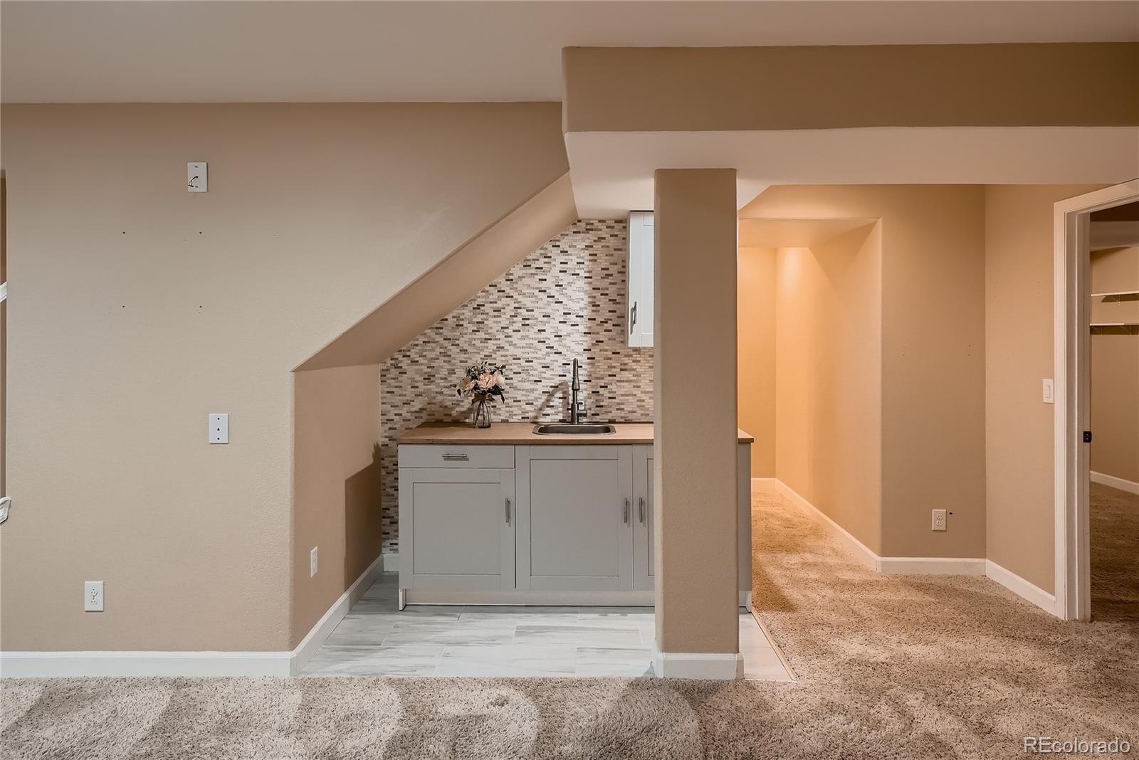 6381 S Patsburg Court