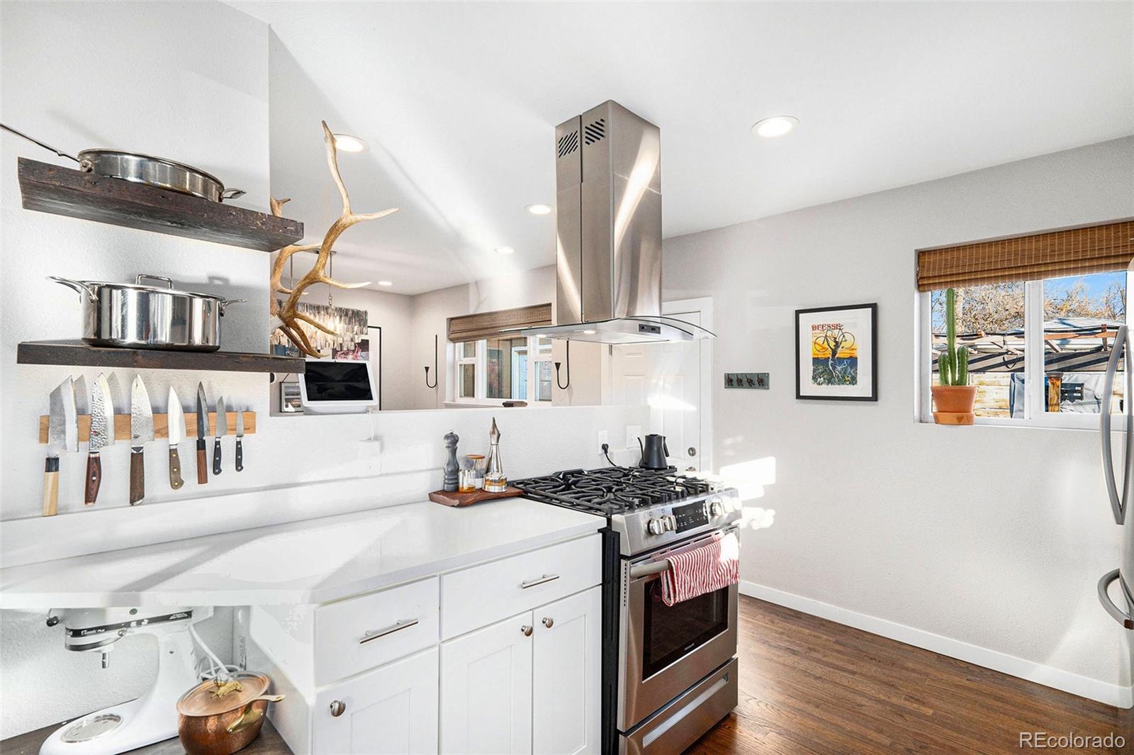 5770 S Hickory Street