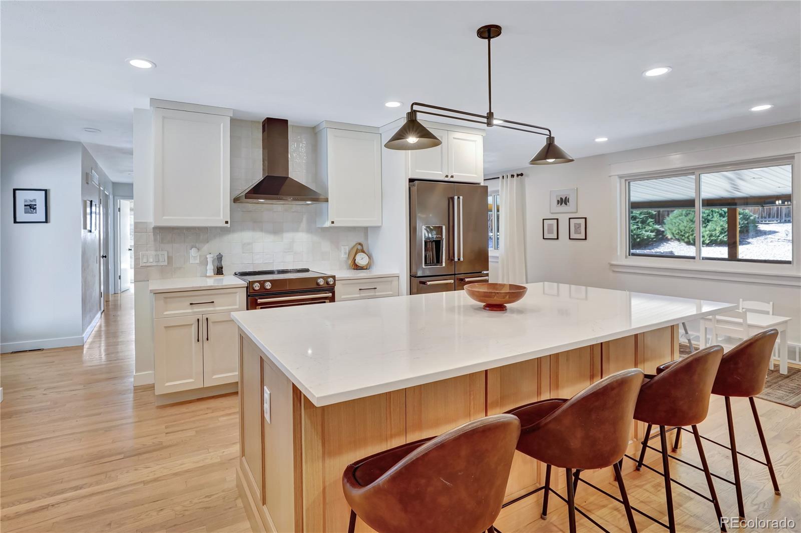 7584 W 83rd