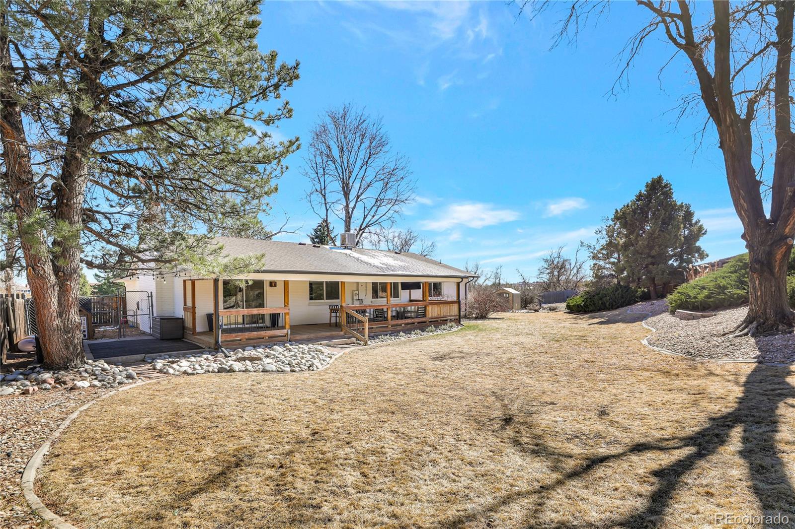 7584 W 83rd
