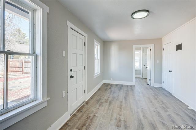 126 S 9th Avenue