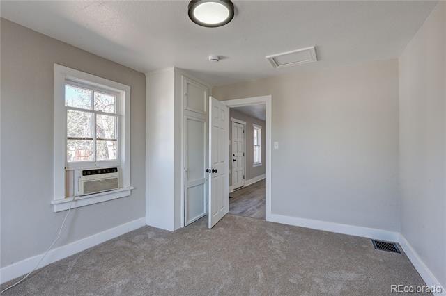 126 S 9th Avenue
