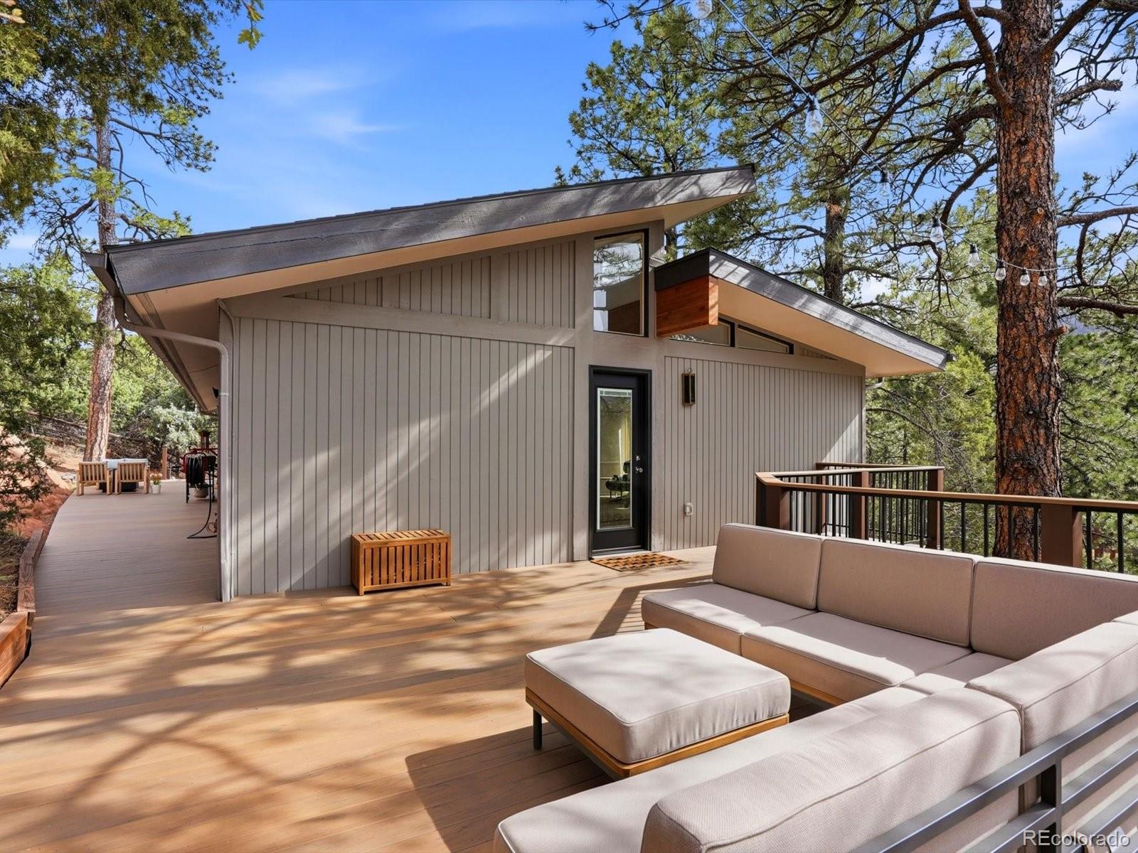 4915 Red Rock Drive