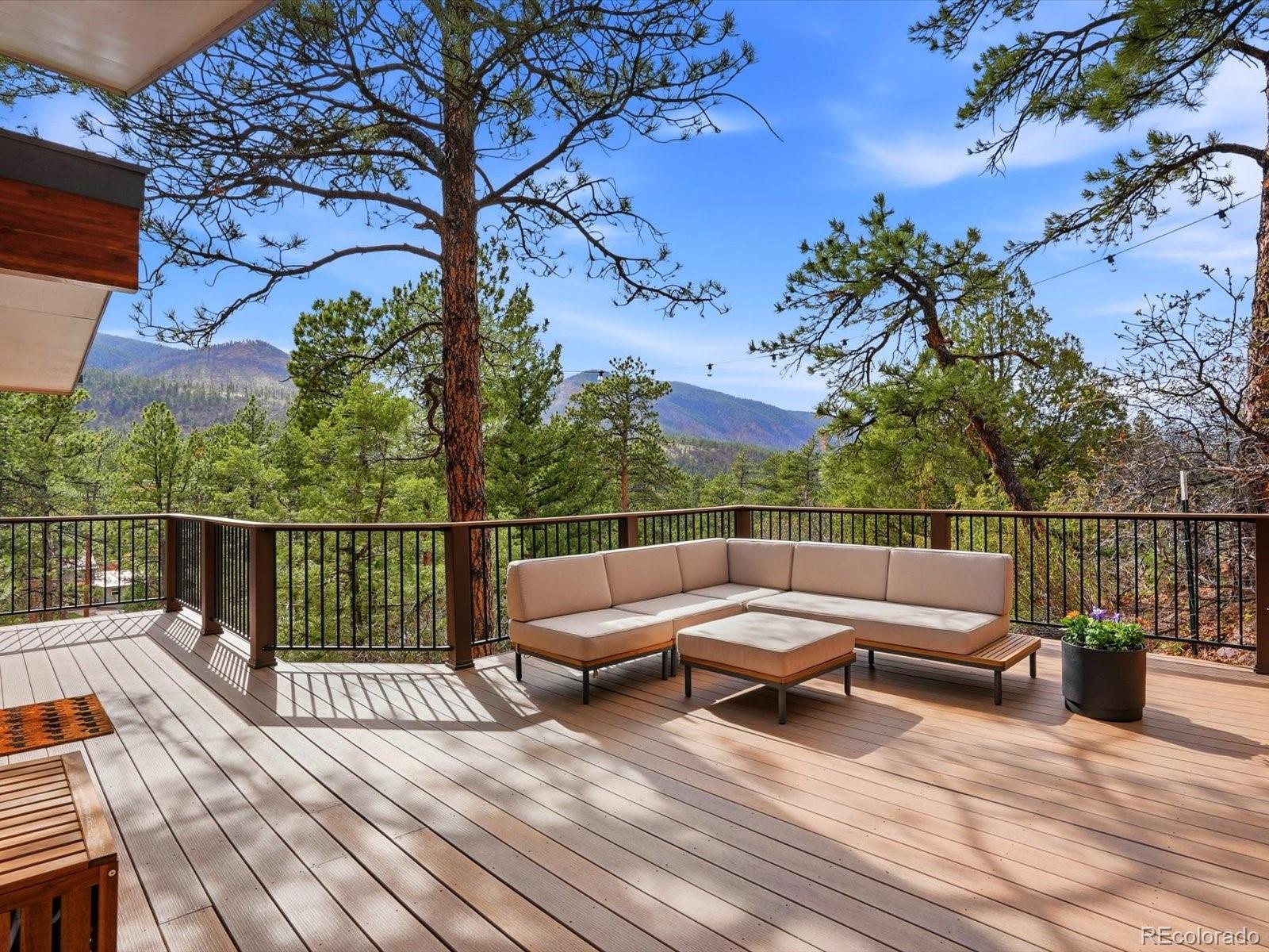 4915 Red Rock Drive