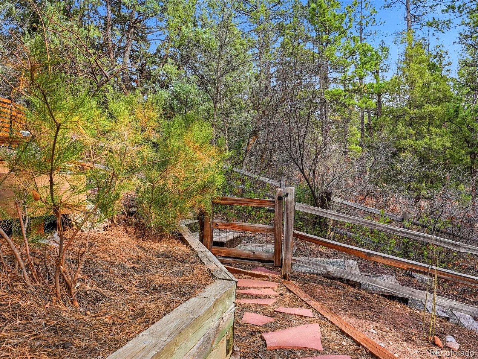 4915 Red Rock Drive