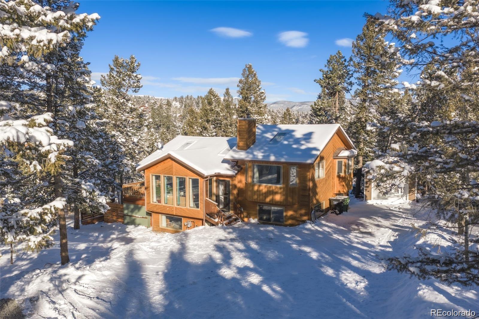 121 Iris Drive