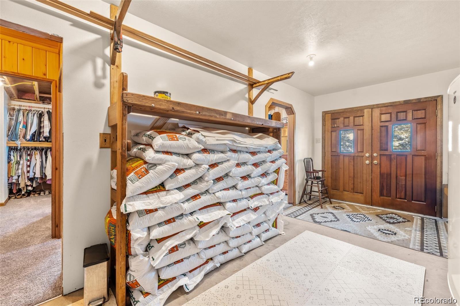 121 Iris Drive