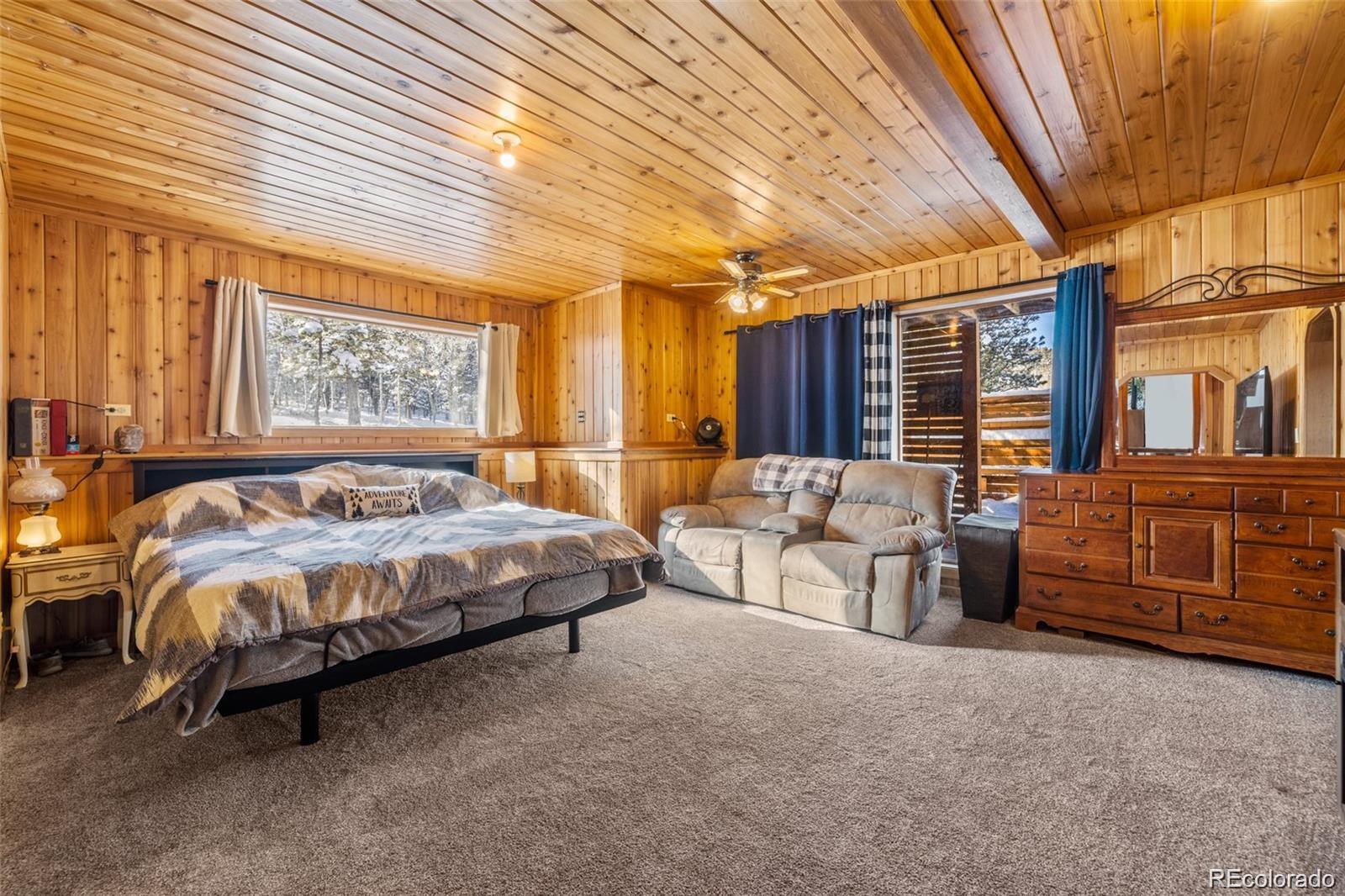 121 Iris Drive