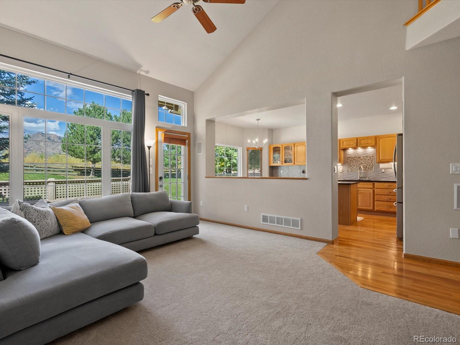 3179 S Indiana Street