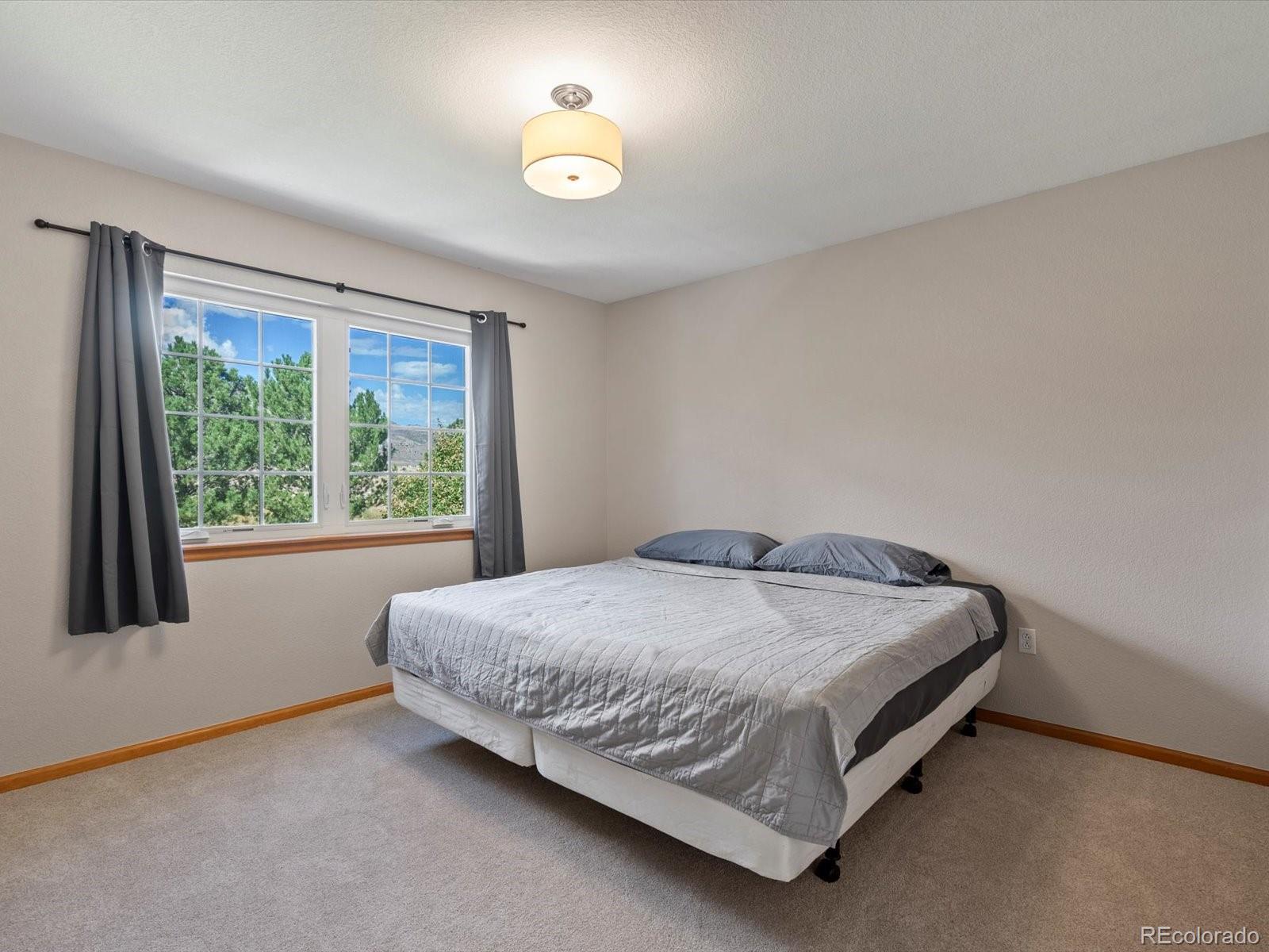 3179 S Indiana Street