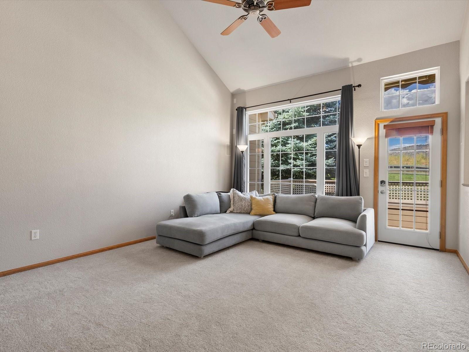 3179 S Indiana Street