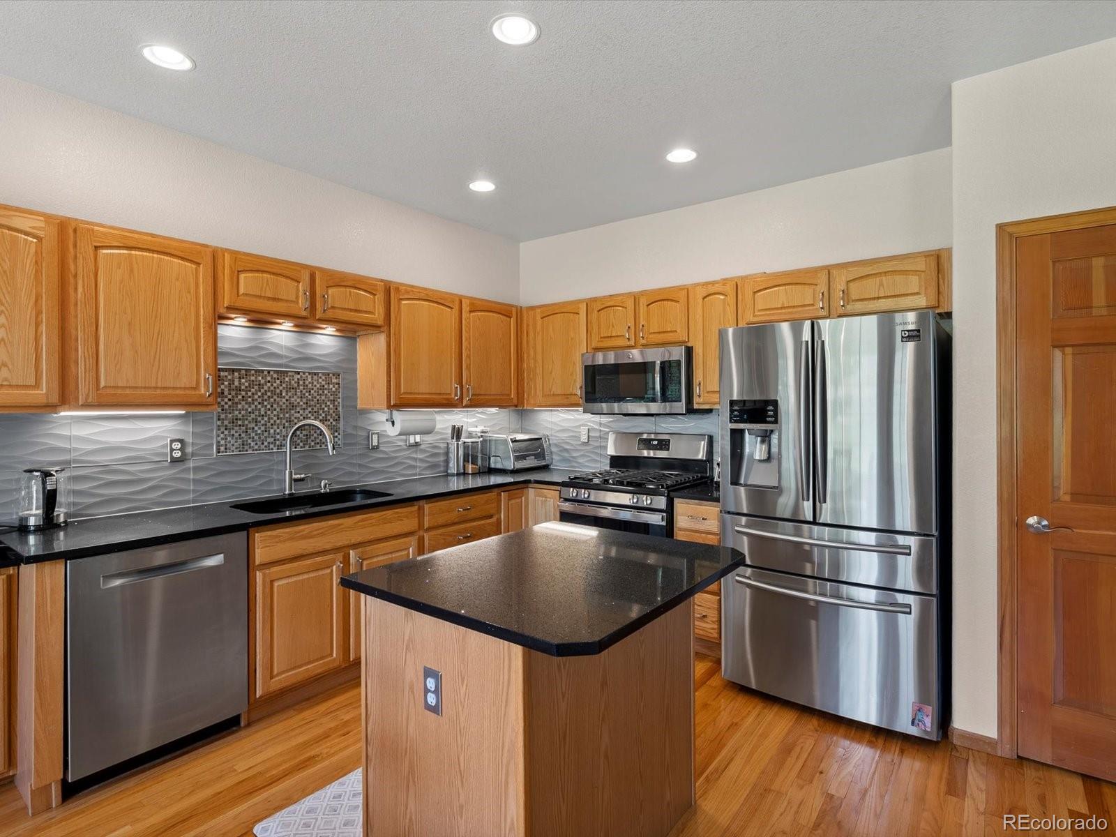 3179 S Indiana Street