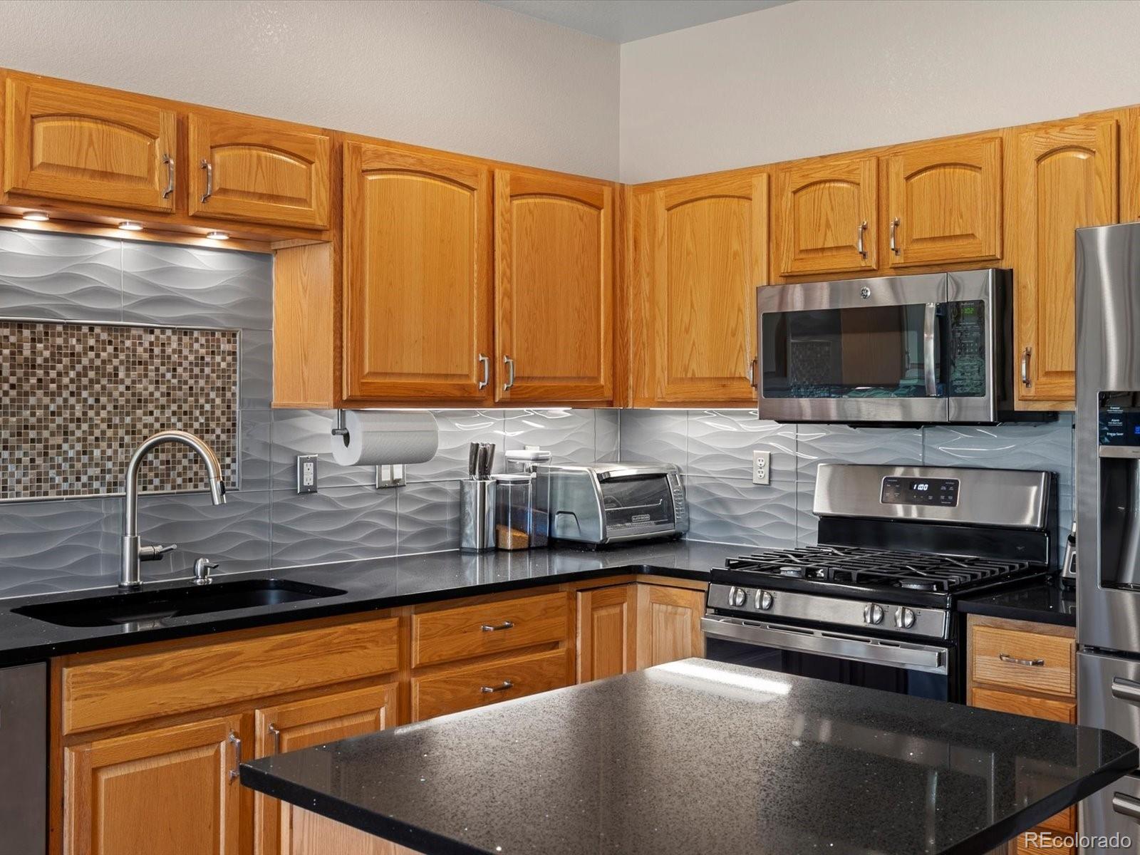 3179 S Indiana Street